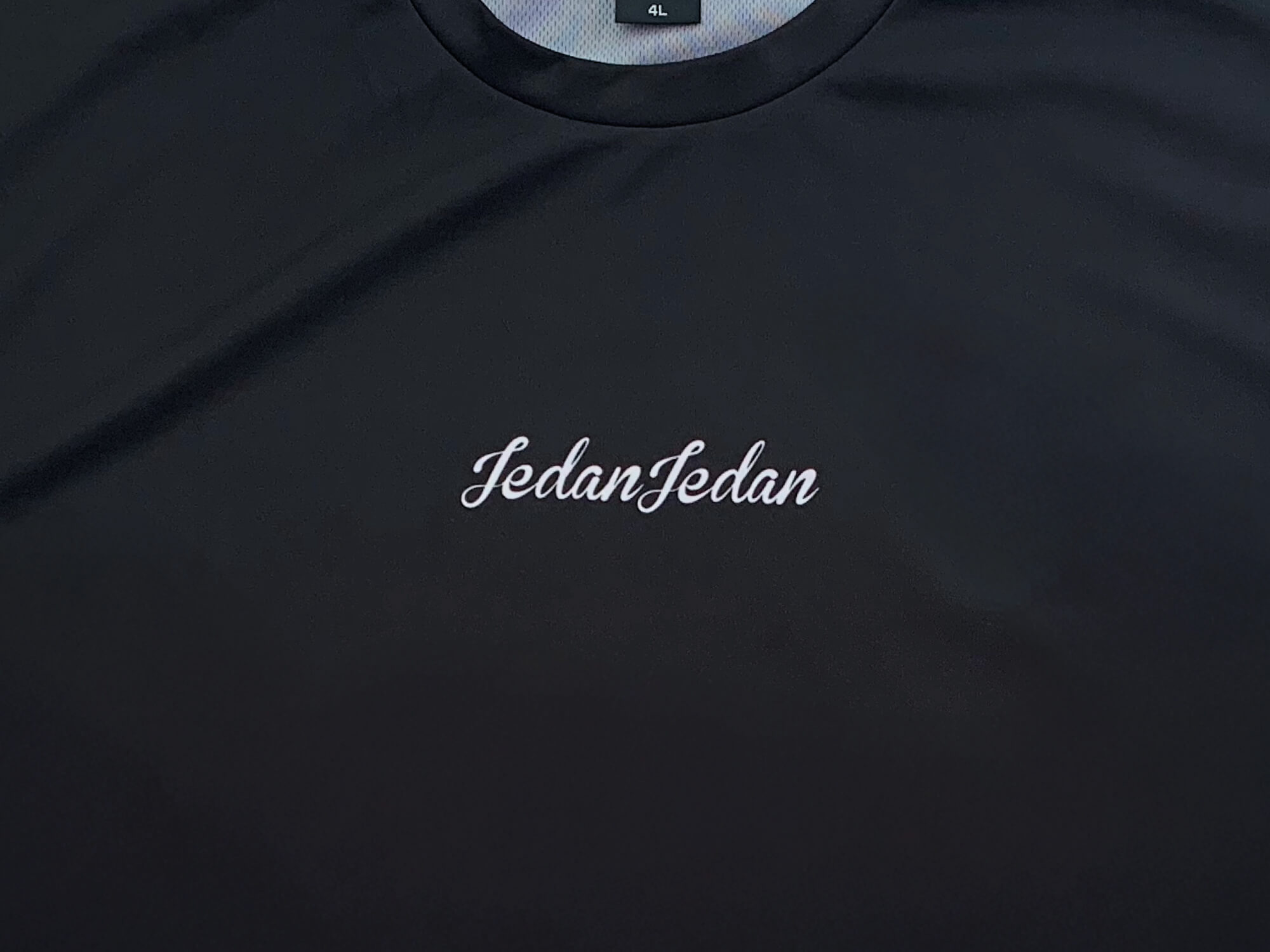 jedan jedan  Tee 写真6