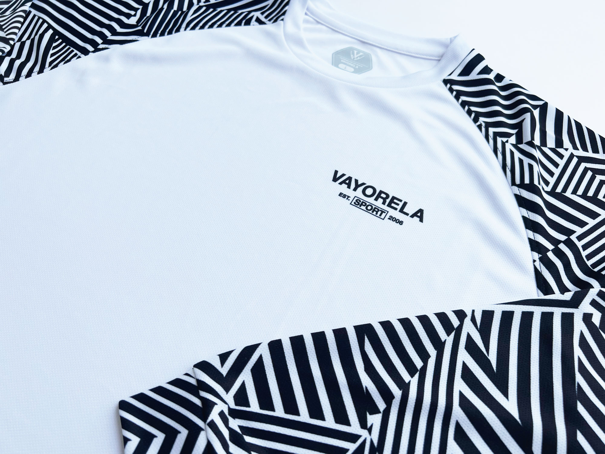 アングルライン ラグランロングTシャツ 写真4